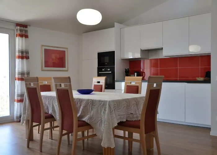 Flora Apartamento Kaštela