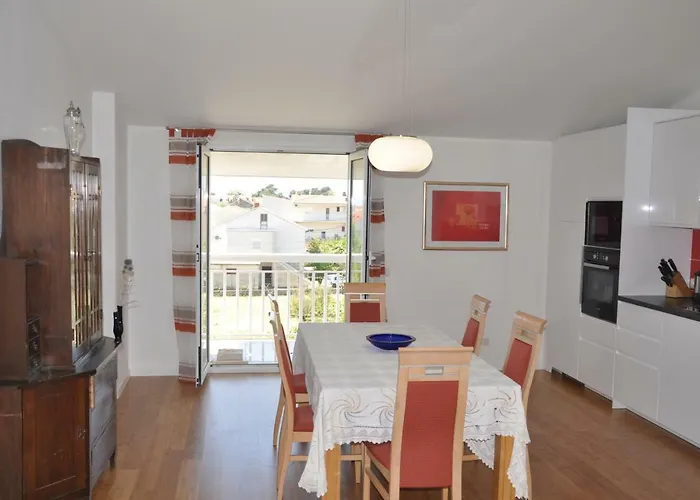 Flora Apartamento Kaštela